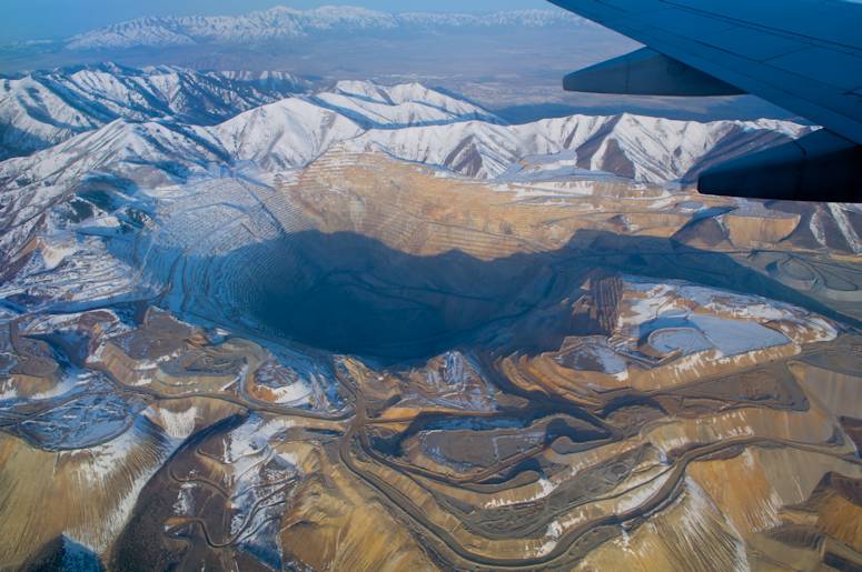 Deepest Open Pit Mine In The World The Bingham Canyon Mine