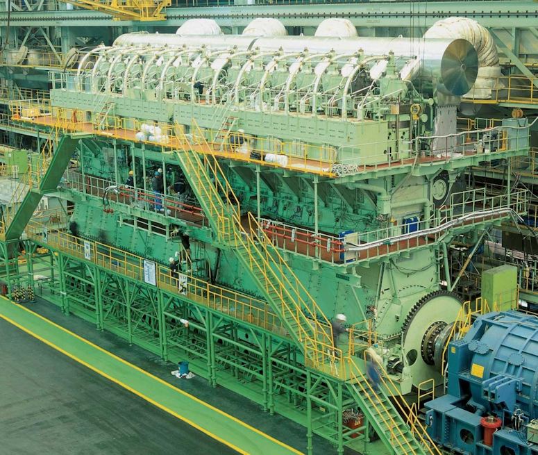 Wrtsil-Sulzer RTA96-C - largest diesel engine and piston engine in the world.jpg.